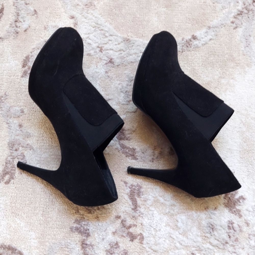 Women's high heels shoes